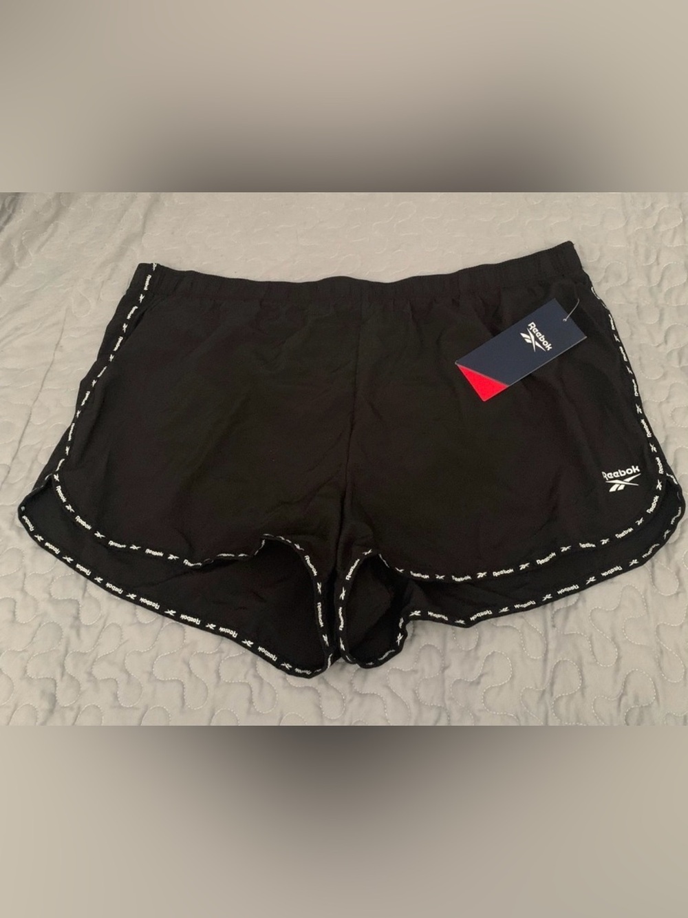 Reebok Relaxed Fit Woman’s Shorts XL